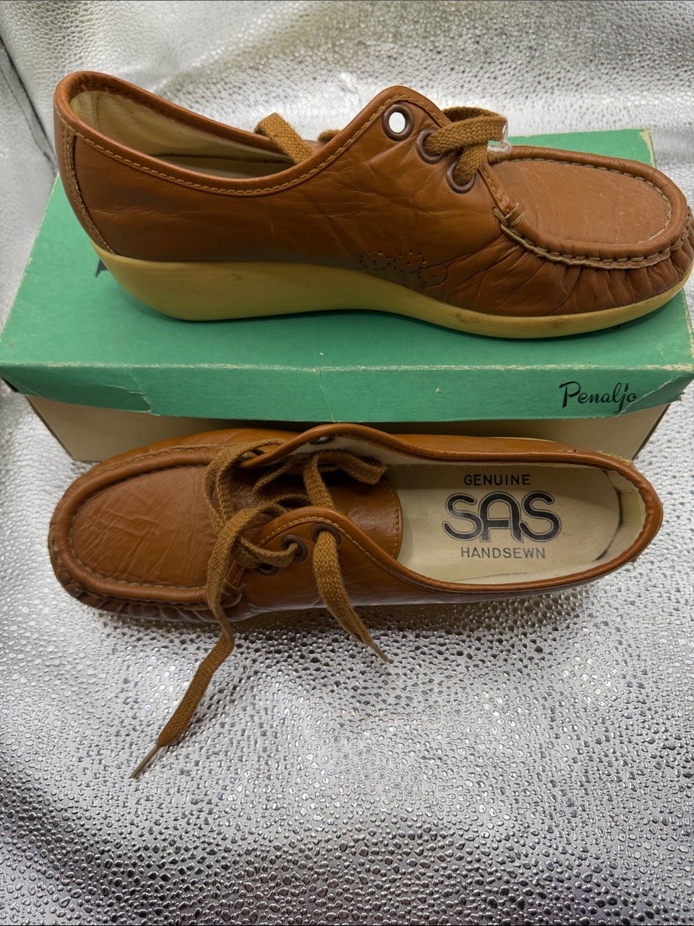 SAS women’sTan/Brown Leather Boat Shoes